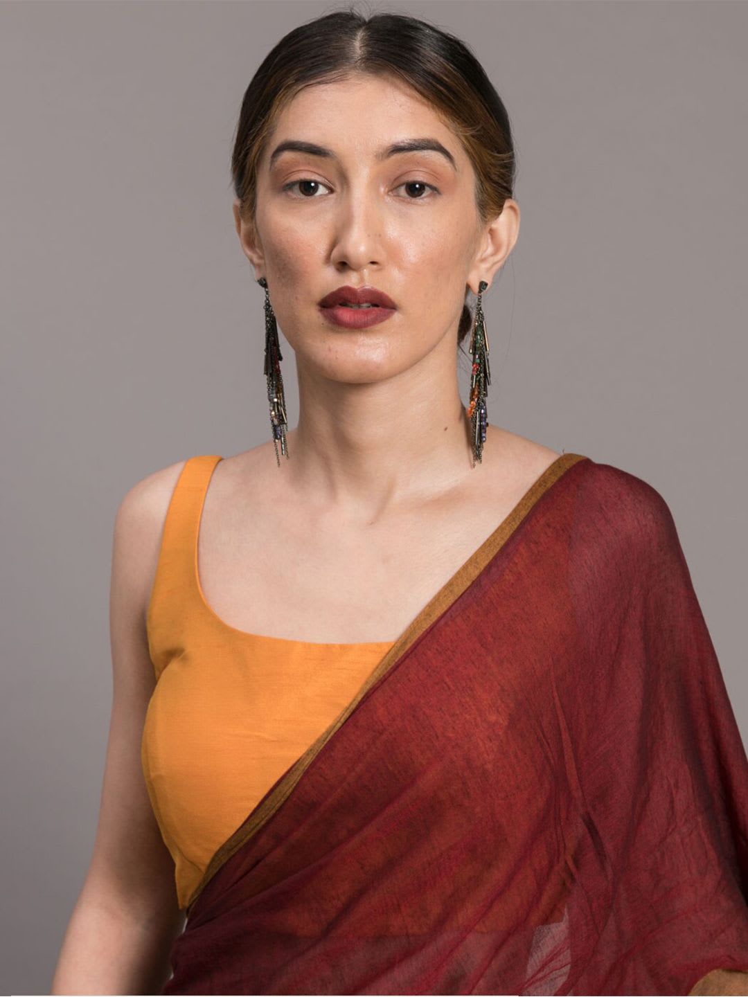 Suta Grey & Maroon Colourblocked Pure Cotton Saree - left view