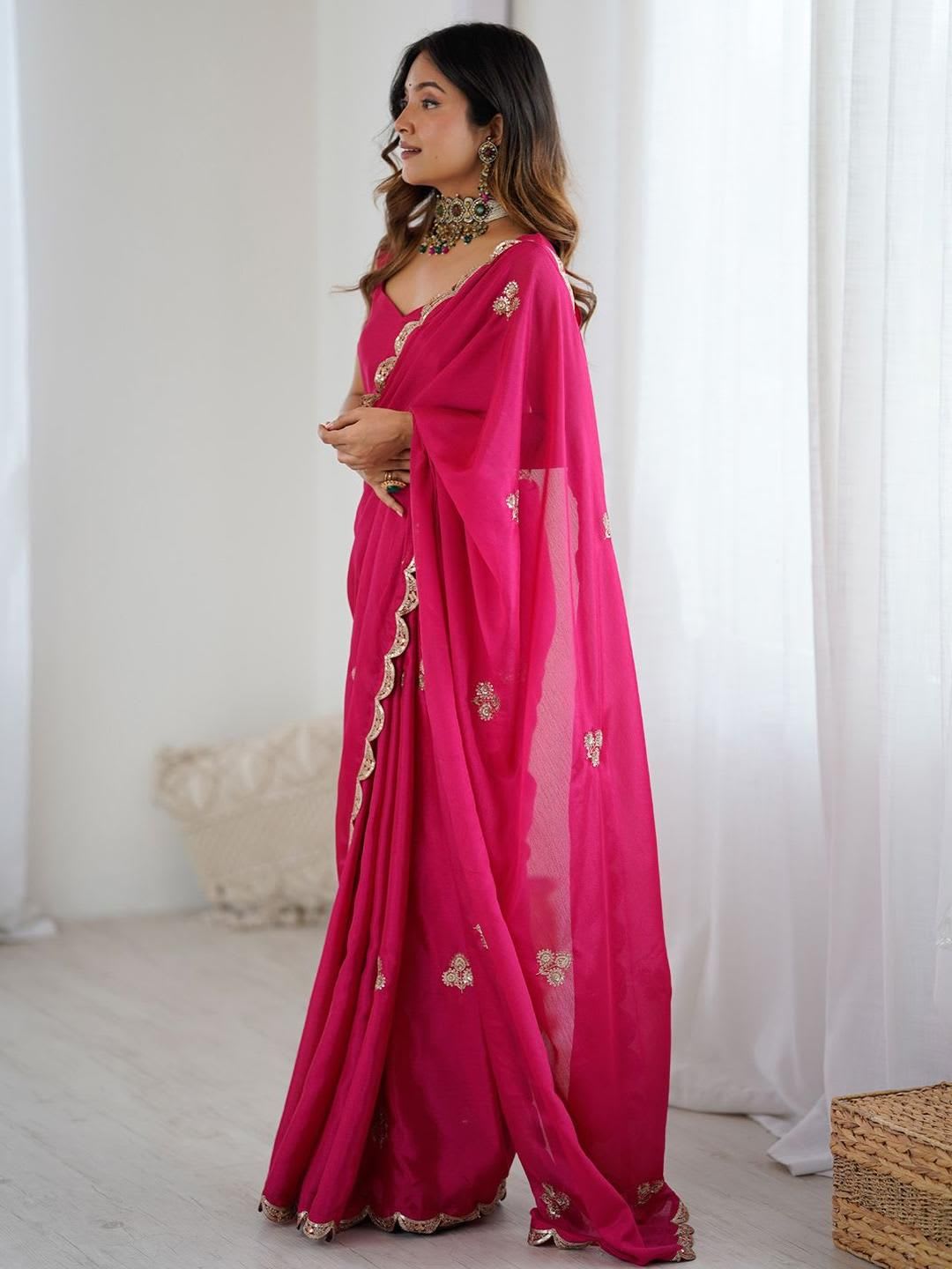 Saree mall Embellished Sequinned Pure Chiffon Heavy Work Sarees - left view