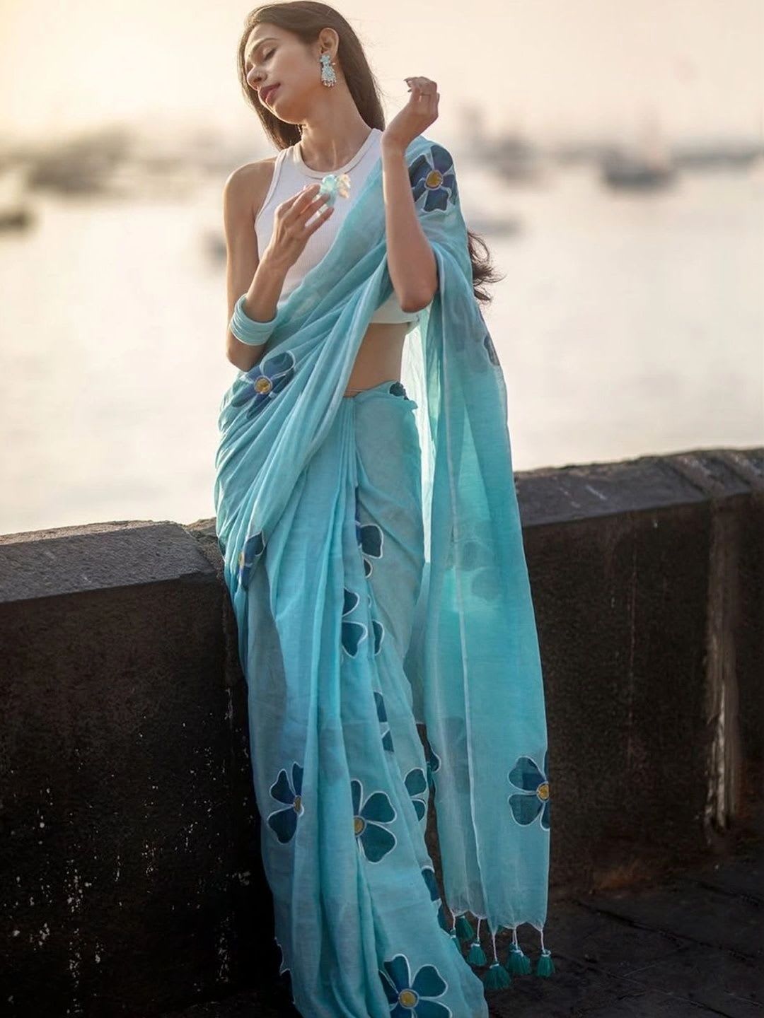 BerMondsey Floral Linen Blend Saree - default view