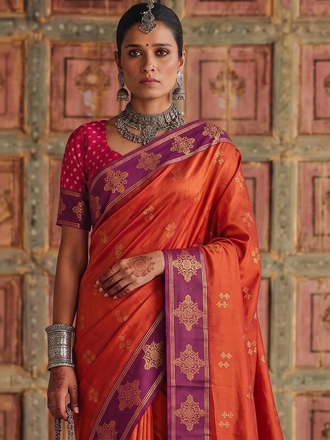 KALINI Zari Silk Blend Designer Banarasi Saree - right view
