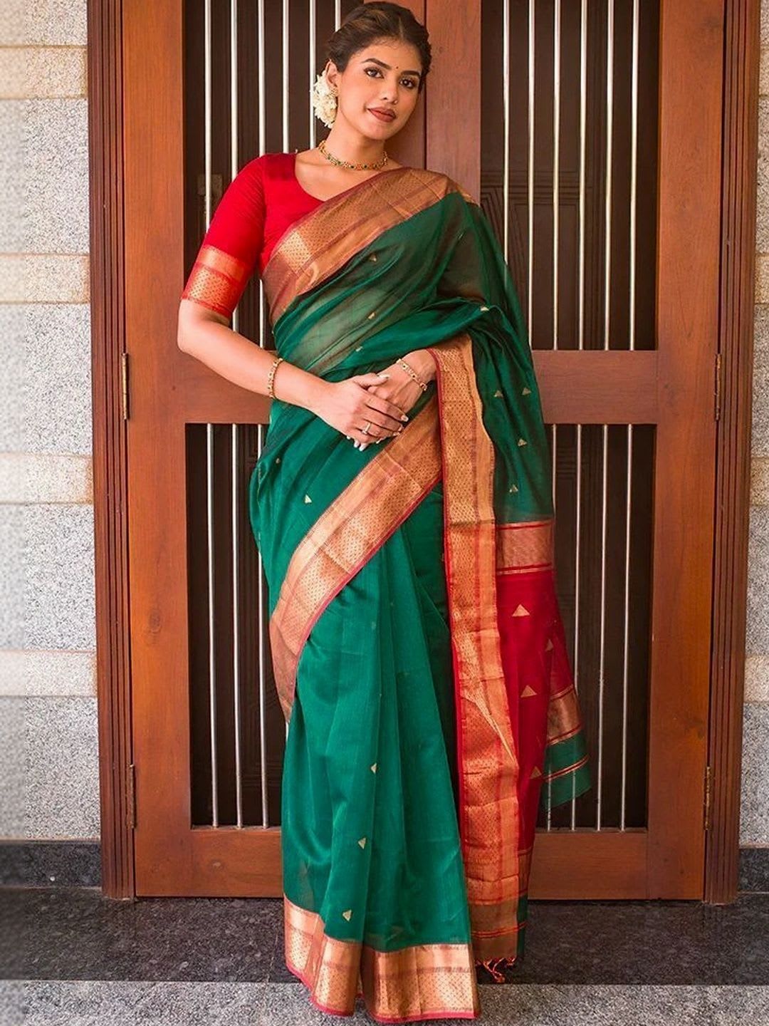 DRAVYA WOMEN'S Zari Art Silk Saree - default view