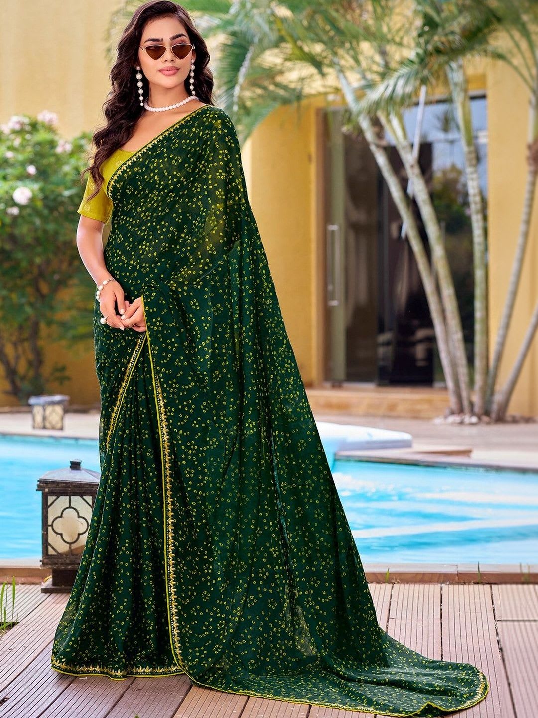 Satrani Bandhani Pure Georgette Handloom Bandhani Saree - default view