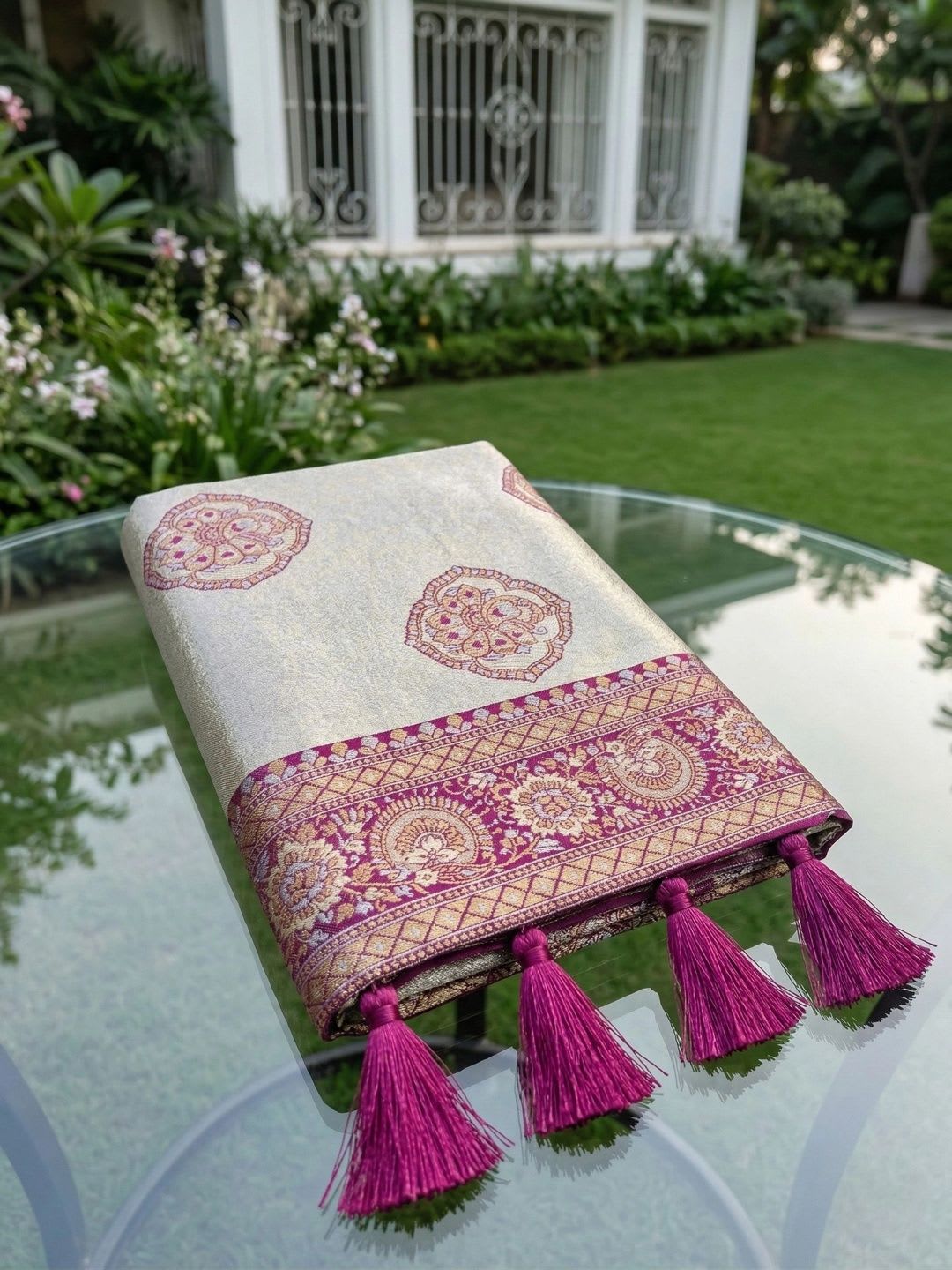 KALINI Woven Design Zari Silk Blend Designer Banarasi Saree - left view