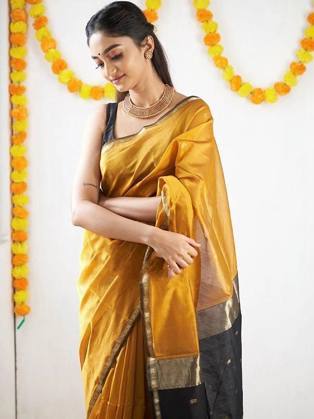 BerMondsey Silk Cotton Banarasi Saree - back view