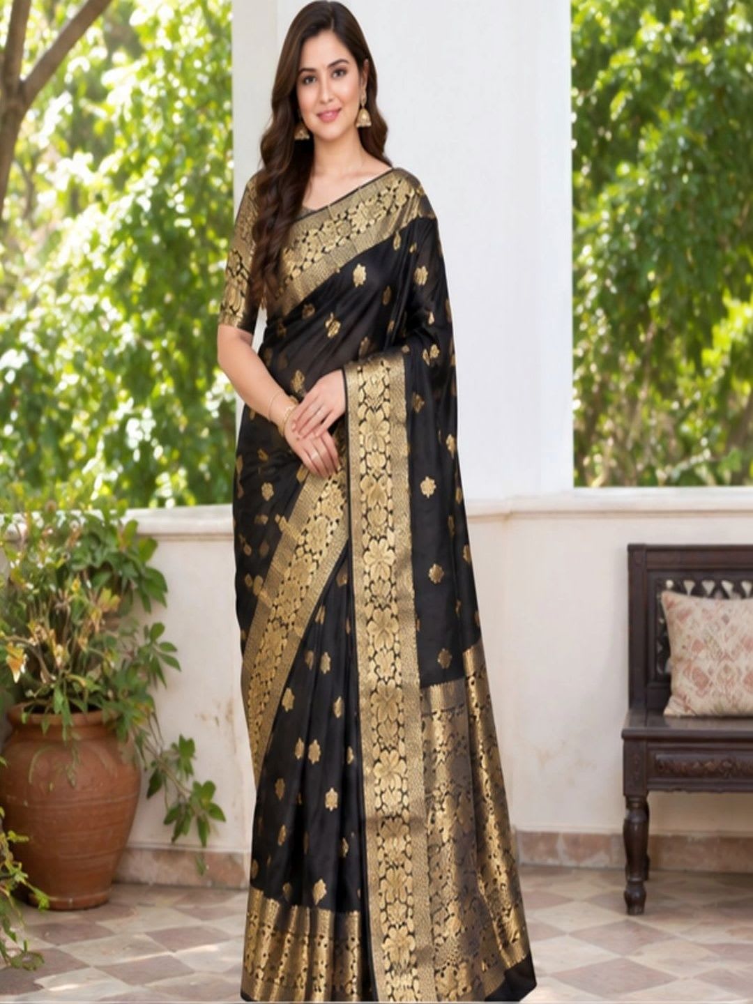ADIANADI Woven Design Zari Silk Blend Banarasi Saree - default view