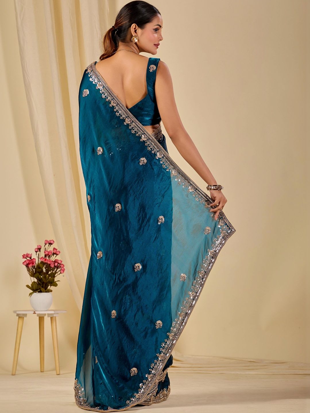 KALINI Ethnic Motifs Embroidered Organza Saree - left view