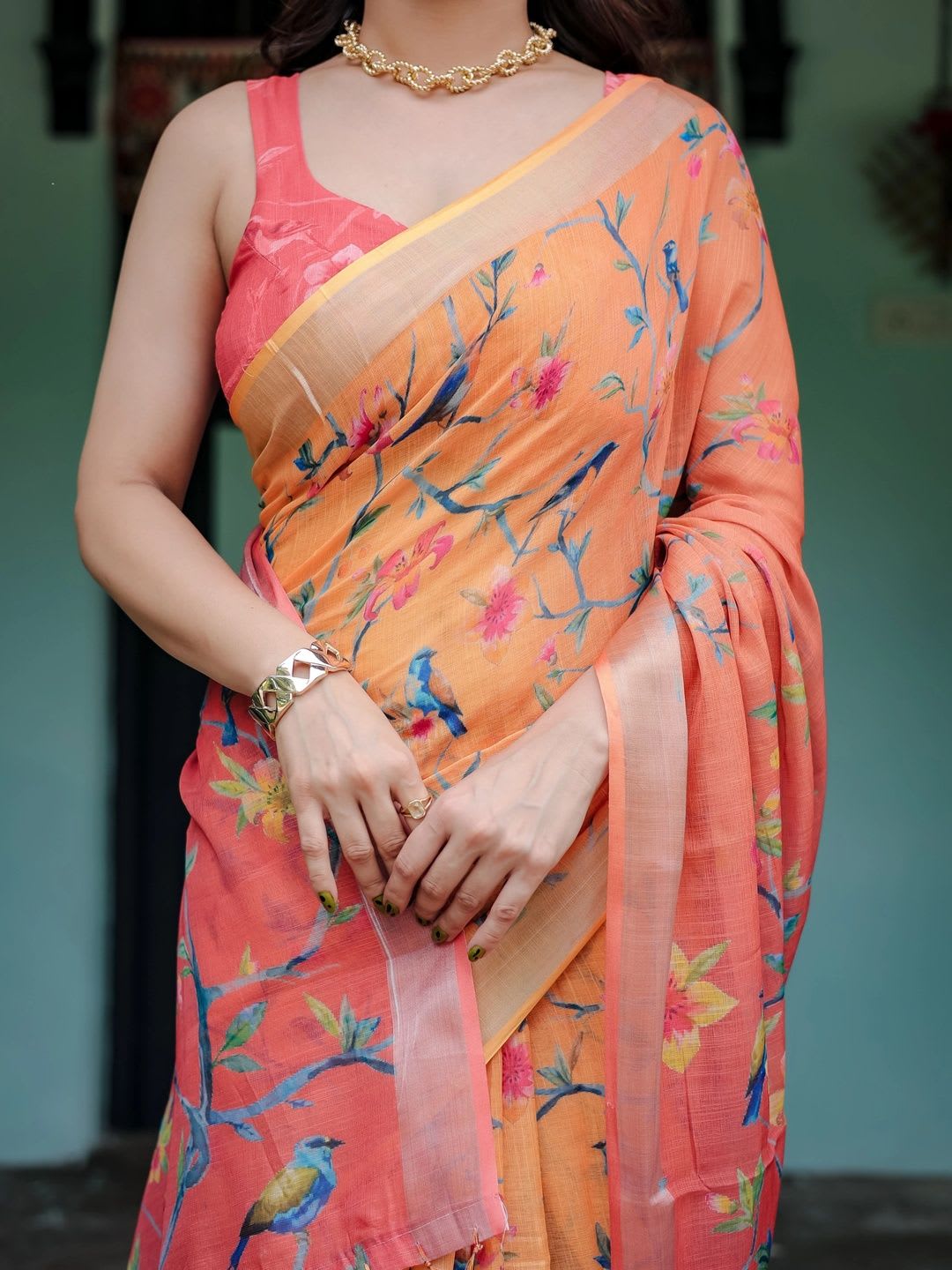 DRAVYA WOMEN'S Floral Jute Cotton Saree - left view