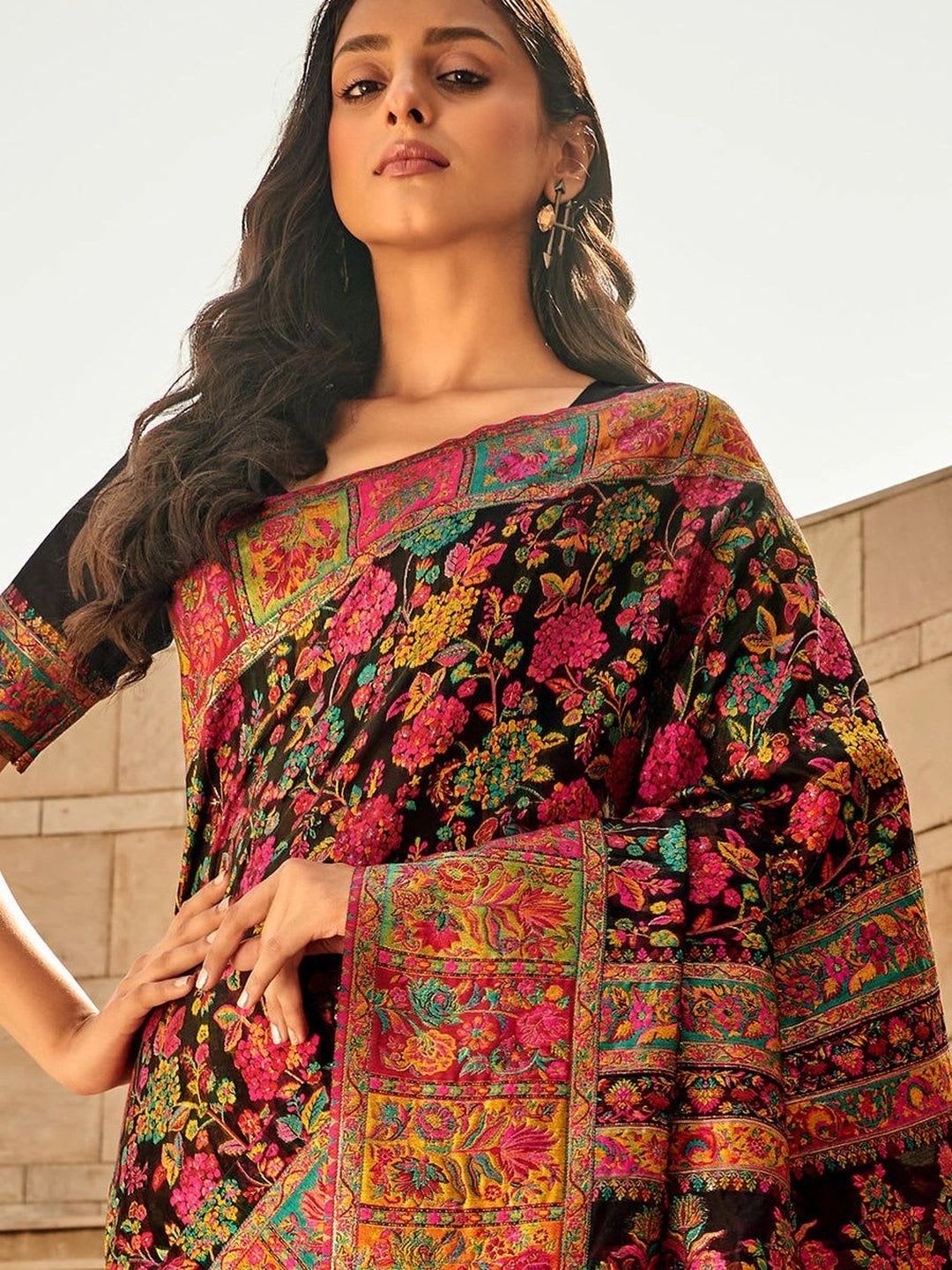 ASILYN Floral Zari Pashmina Banarasi Saree - right view