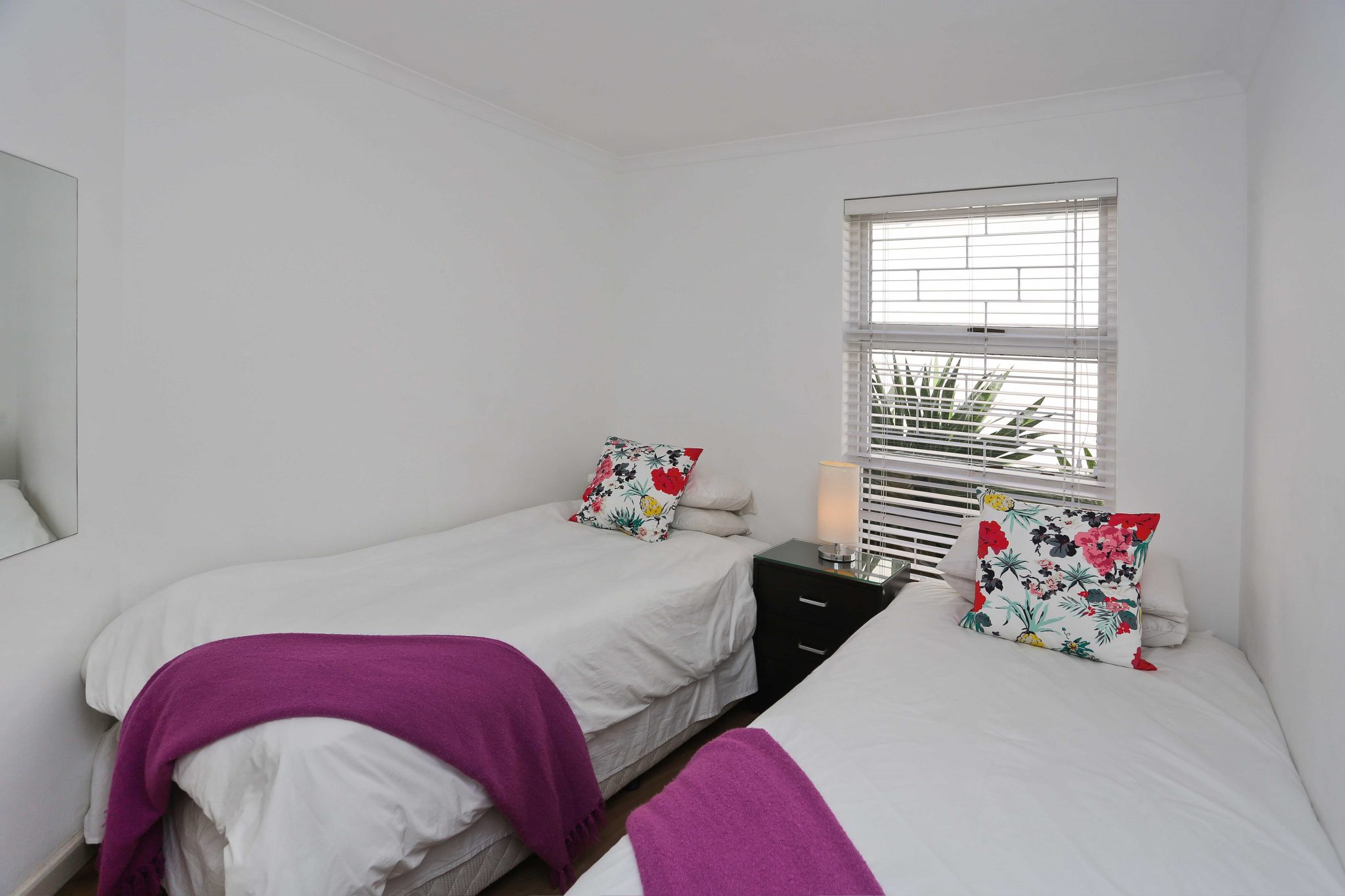 36 High Strand thumbnail 3