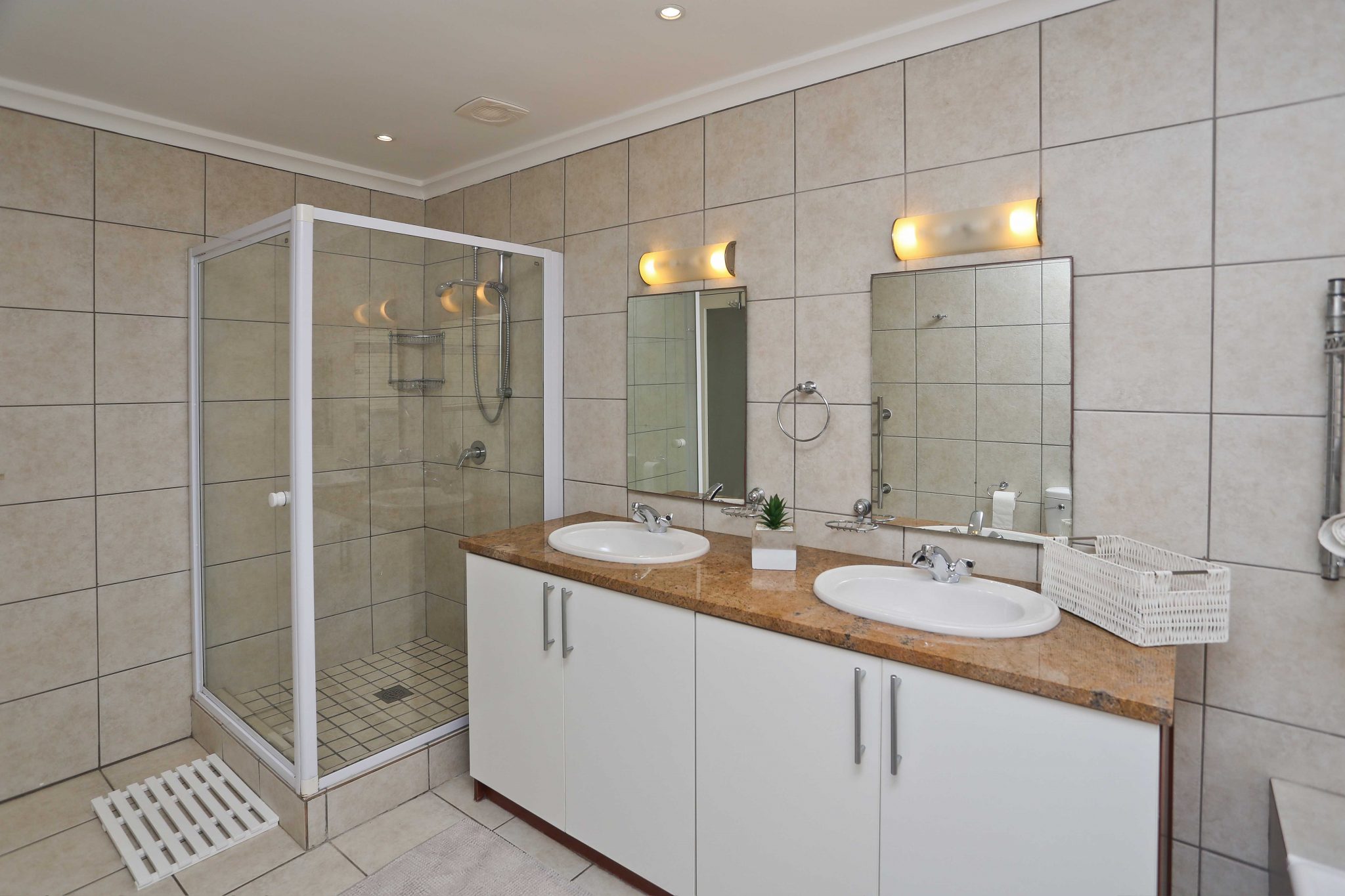 502 Westridge thumbnail 10