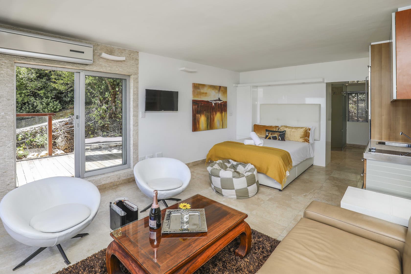 Double aspect Clifton studio