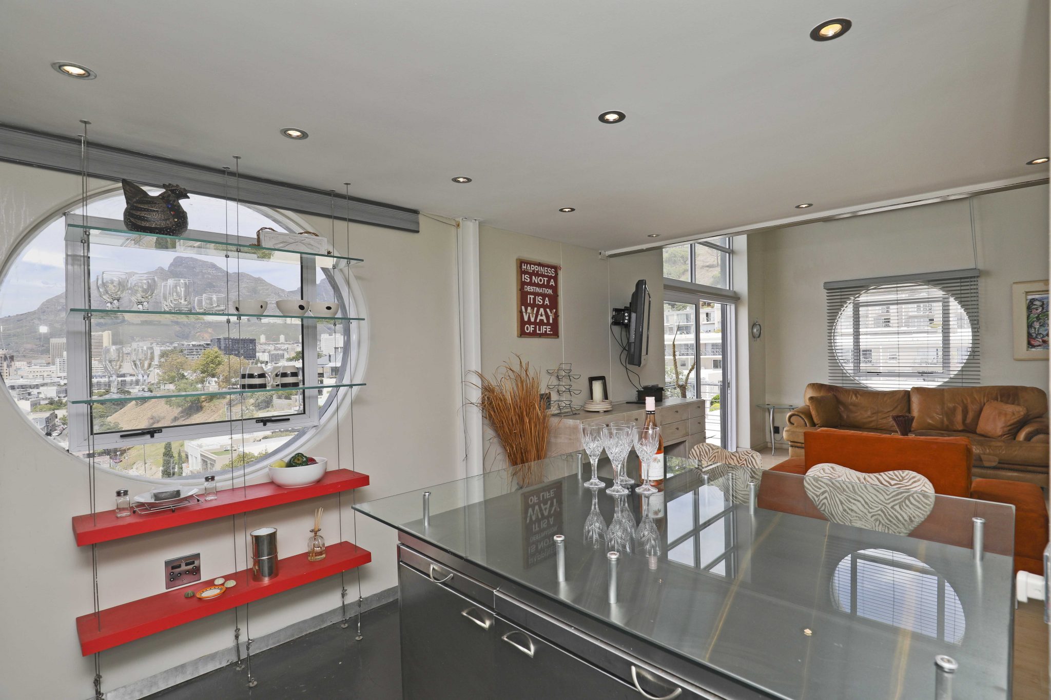 Double volume 1 bed apartment, Green Point thumbnail 2