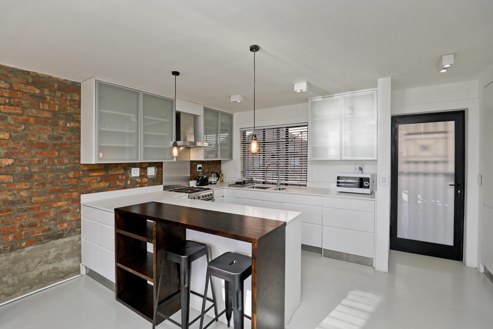 Industrial loft in De Waterkant thumbnail 3