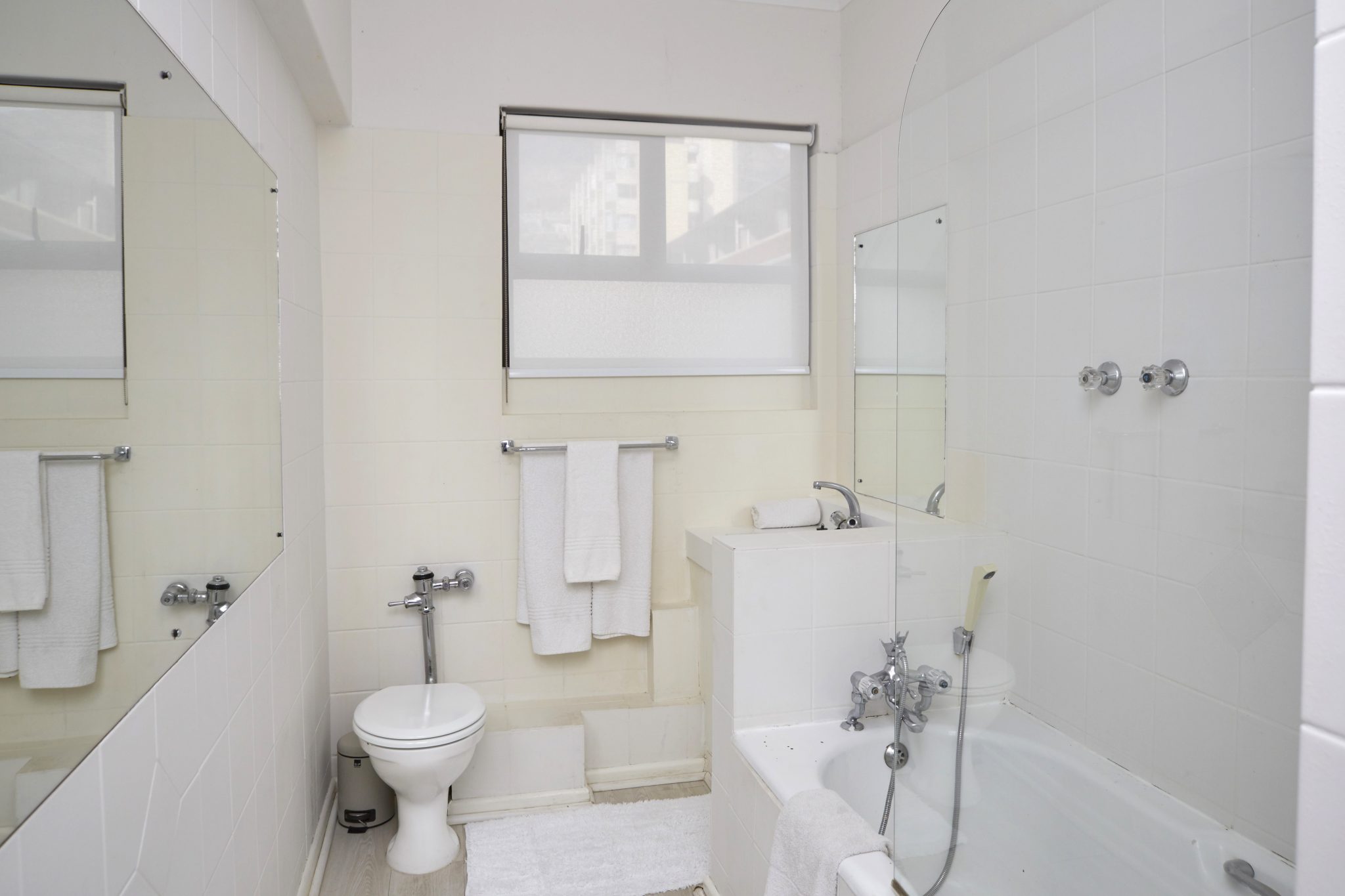 No.1 Kingsgate thumbnail 2