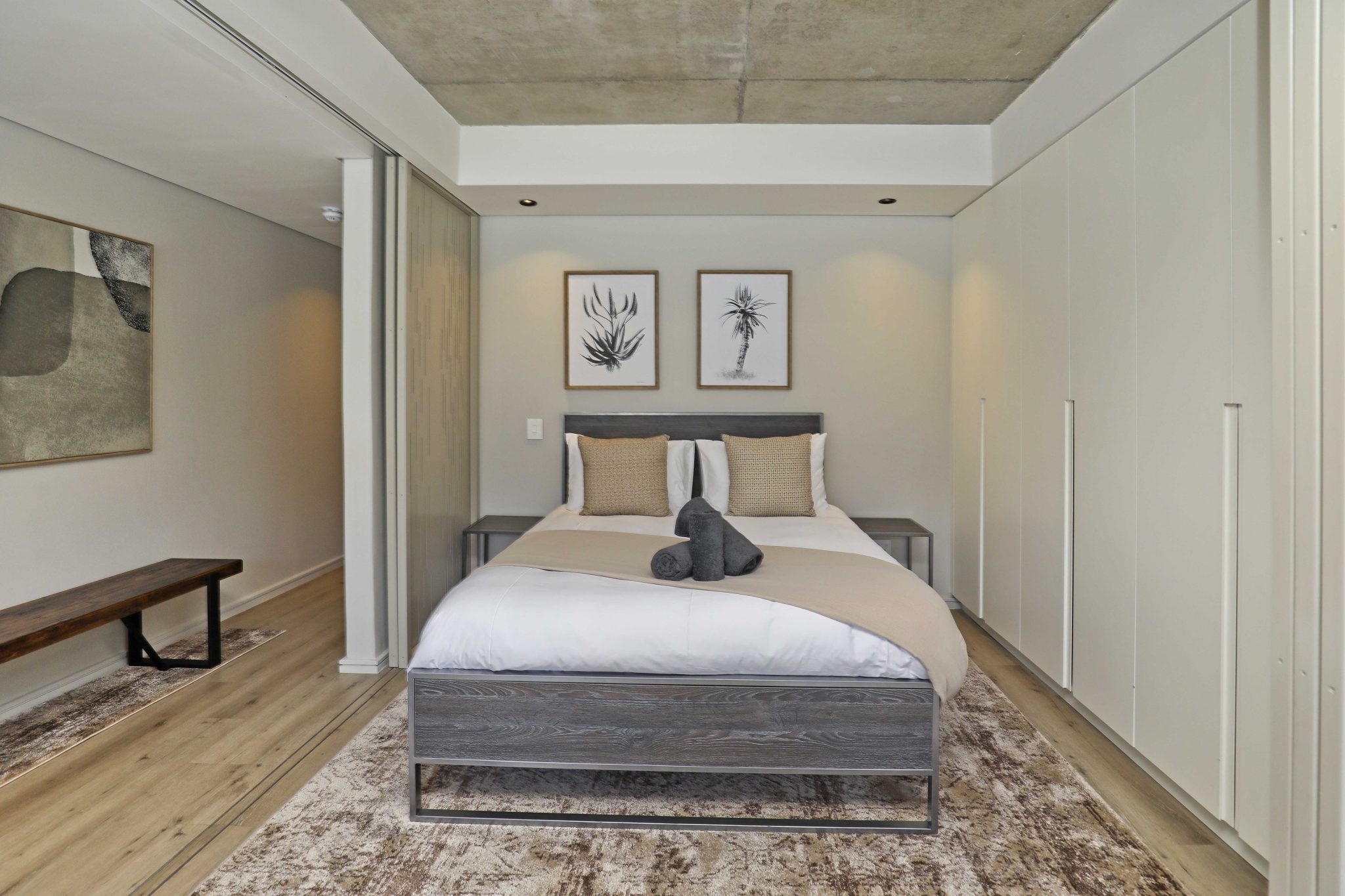 Sleek, modern, De Waterkant apartment