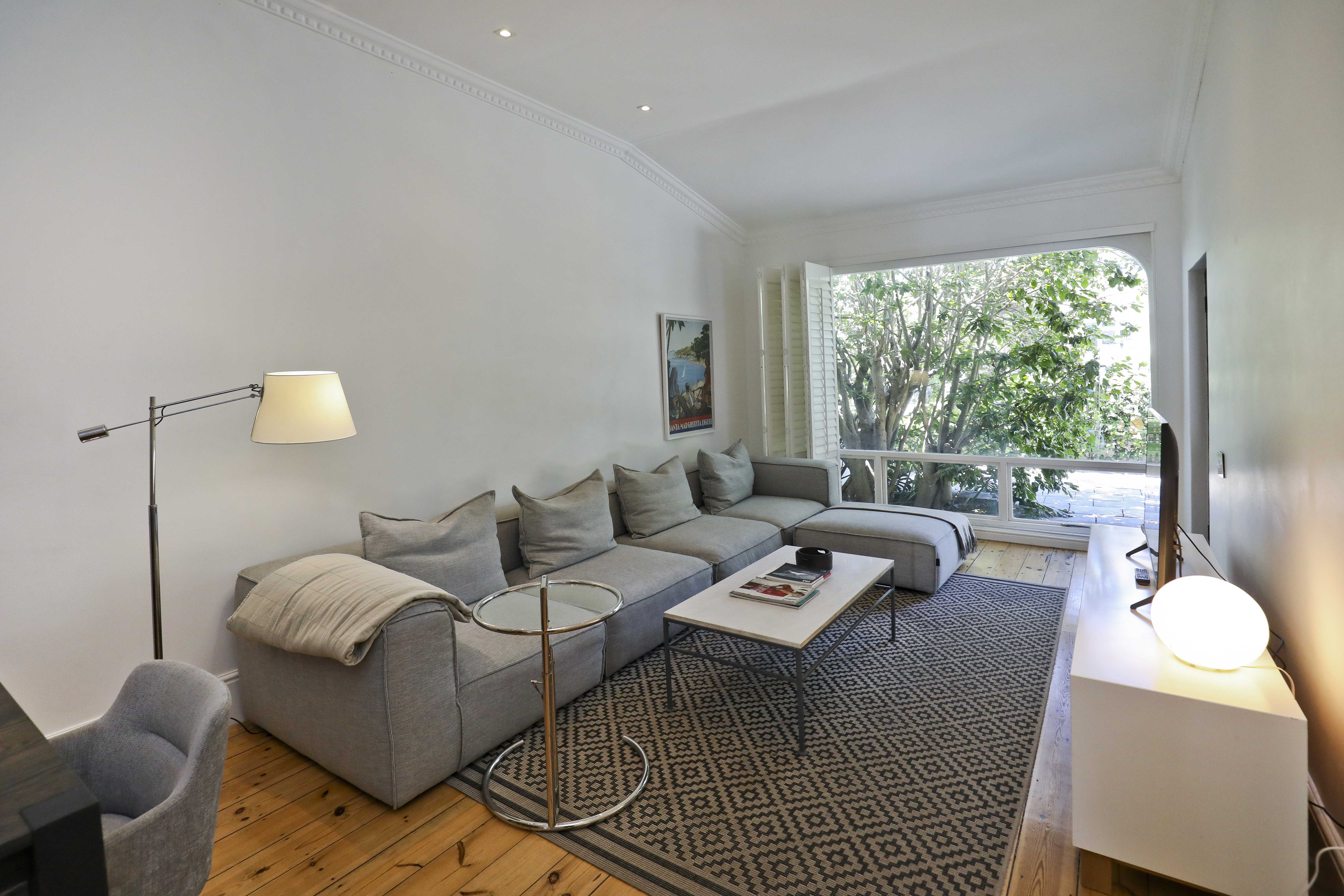 Alexandra Avenue thumbnail 2