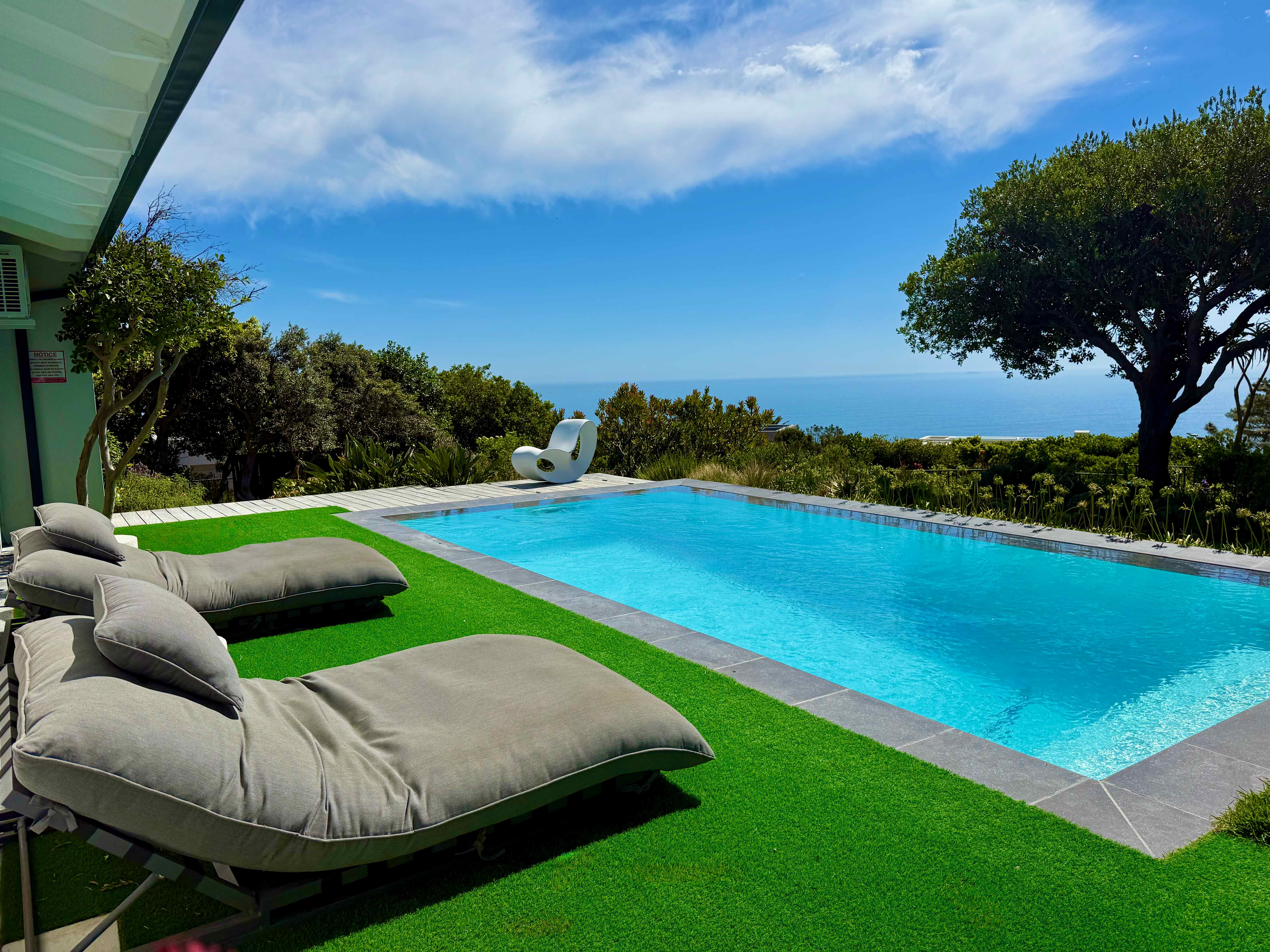 Gryphon Lodge thumbnail 4