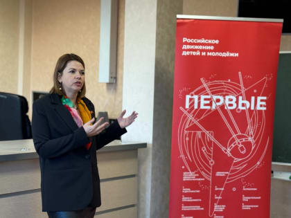 Владивостокские школьники получили первые паспорта