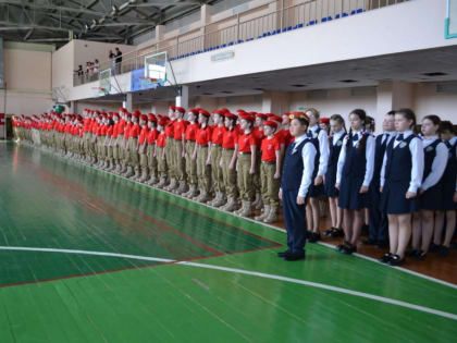 СМОТР СТРОЯ И ПЕСНИ ПРОШЕЛ В ЛЕСОЗАВОДСКЕ