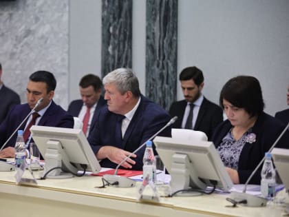 Олег Кожемяко представил мастер-планы приморских городов полпреду Президента