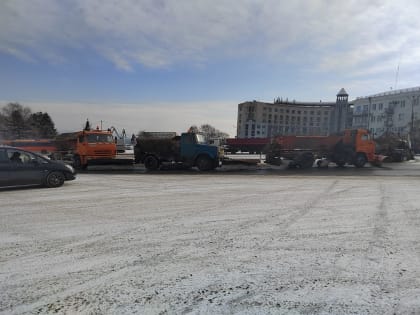 Противогололёдная обработка дорог продолжается с 15.00