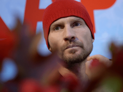 Фигуристу Костомарову ампутировали стопы и пытаются сохранить руки