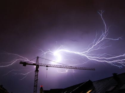 Ветер до ураганного, грозы и холод придут в Приморье: названа точная дата