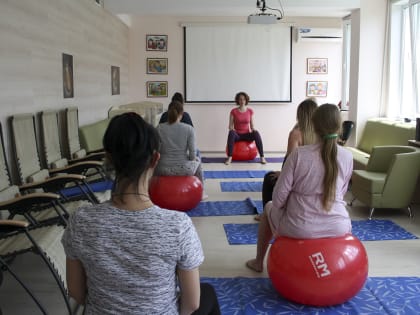 Школа материнства в роддоме Находки приглашает на бесплатные курсы