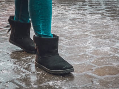 Льет, как из ведра: сильный дождь напугал жителей Приморья