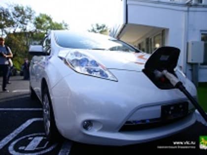 Сразу после Москвы: количество машин подсчитали в Приморье