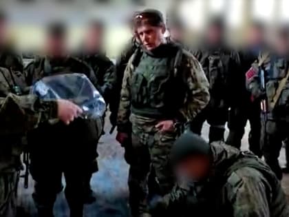 Олег Кожемяко вручил федеральные и региональные награды бойцам в зоне СВО