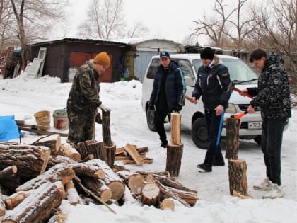 Волонтеры Уссурийска помогают семьям участников СВО
