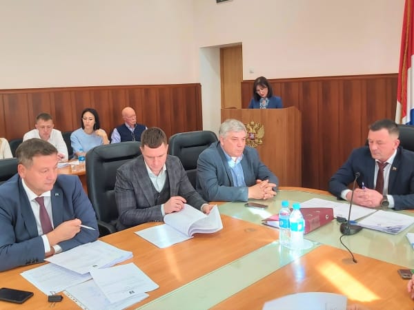 Депутаты приняли бюджет Находкинского городского округа в первом чтении
