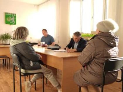 Сегодня депутаты Думы Березовского муниципального округа проводят прием граждан