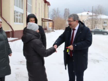 Новоселье отпразднуют первые жильцы дома по Компроспекту, 13а