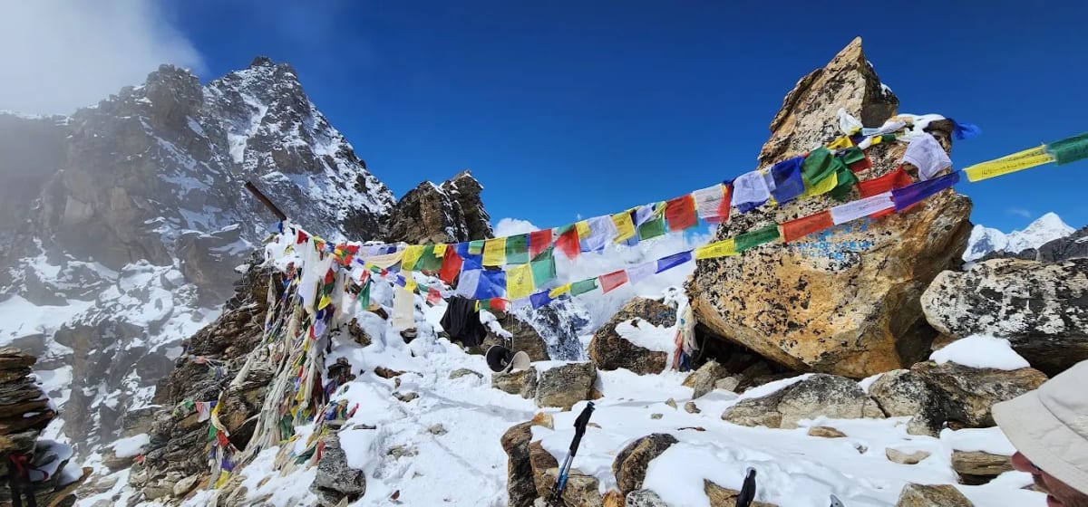 Renjo La Pass (5,360 m) – Gokyo Valley Route
