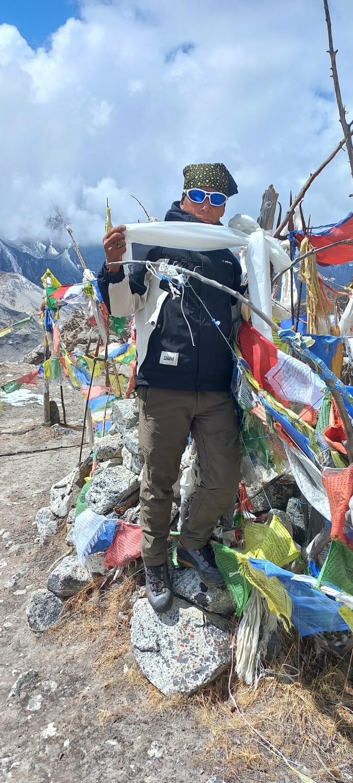 Kangchenjunga Base Camp Trek – 25 Day gallery 3
