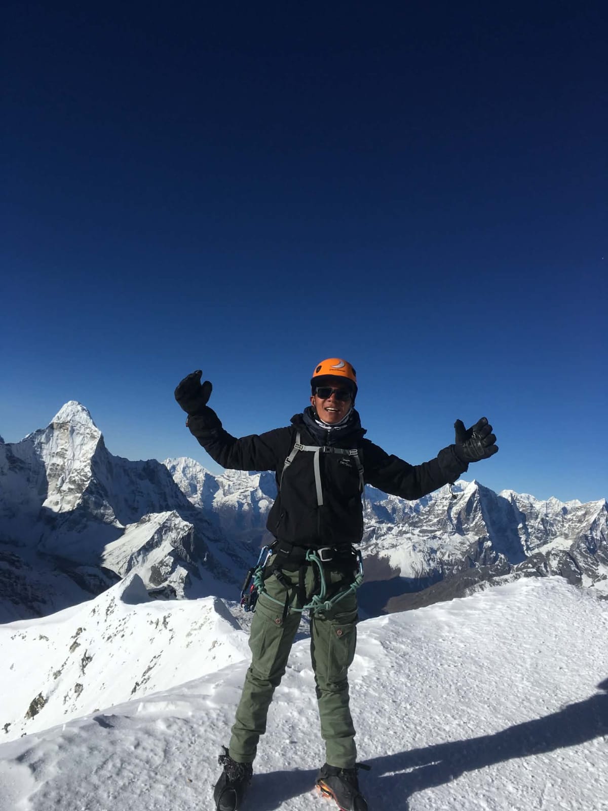 Island Peak Climbing With EBC - 19 Days gallery 2