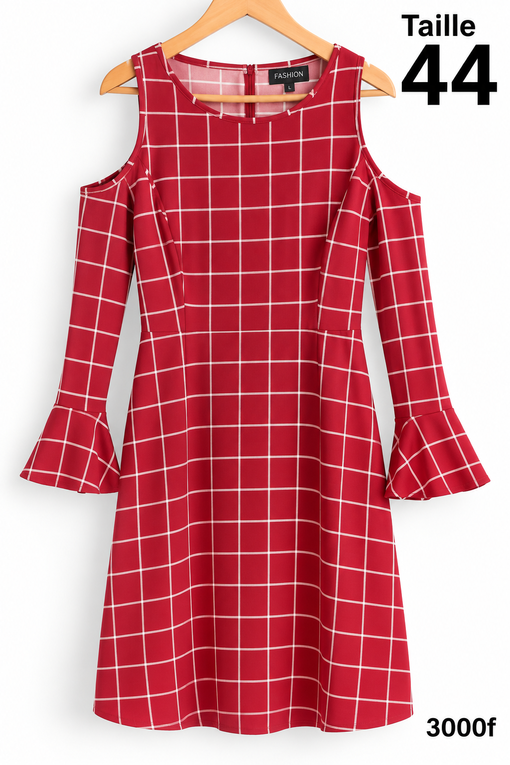 Robe rouge à carreaux