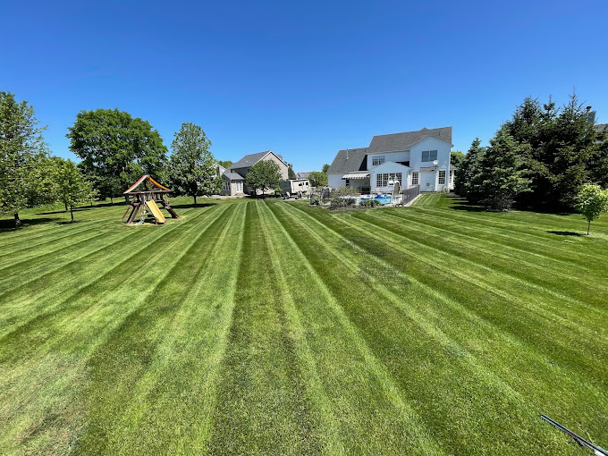 Navigate to photos of our Lawn Care