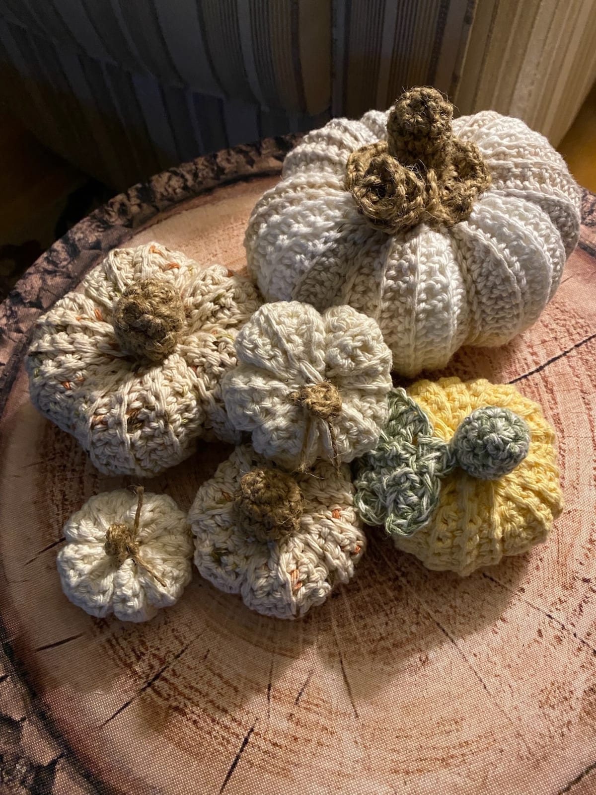 Farmhouse Pumpkin Patch - Image 1