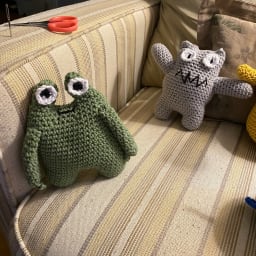 Griselda the Grumpy Cat Monster - Thumbnail 2