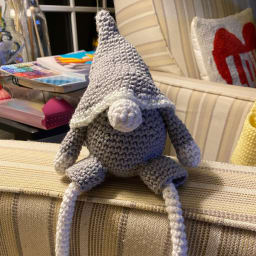 Holly Shelf Gnome - Thumbnail 1