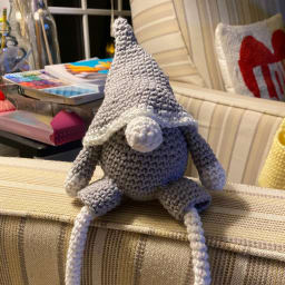 Holly Shelf Gnome - Thumbnail 2