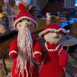 Mr. & Mrs. Claus - Thumbnail 1