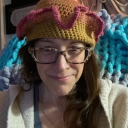 Sunset Ruffle Bucket Hat - Thumbnail 1