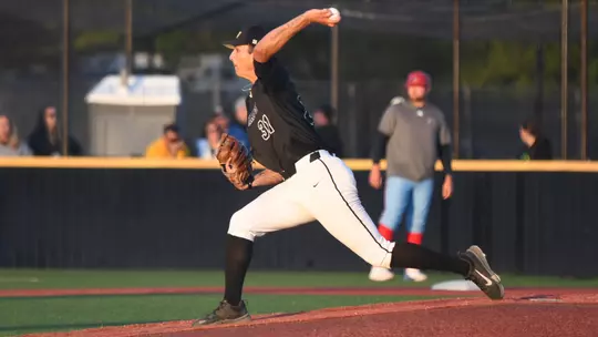 Baseball first foot strike