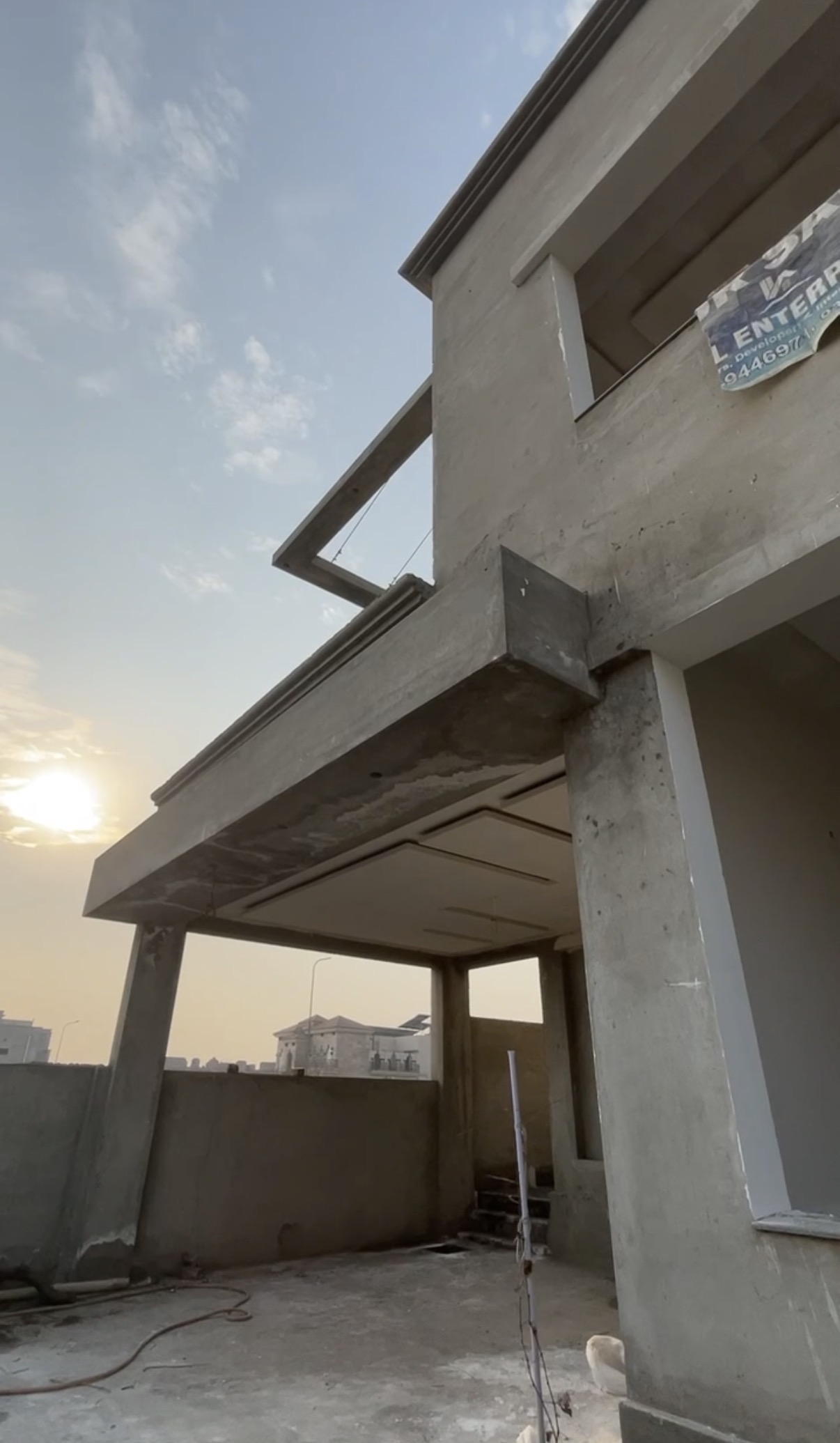 V Block DHA Phase 8