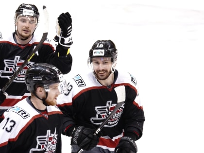 Защитник тюменского хоккейного клуба «Рубин» Кирилл Кремзер: «Чтобы побеждать – нужны голы»