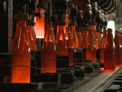 Тюменские предприятия выпускают импортозамещающую продукцию в фармацевтике и АПК